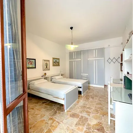 Apartment Spazioso In Centro